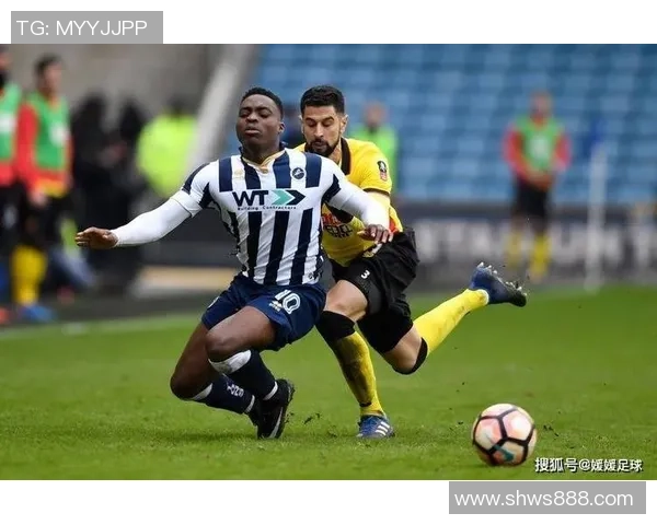 雷丁与女王公园巡游者激战正酣谁能在这场较量中笑到最后